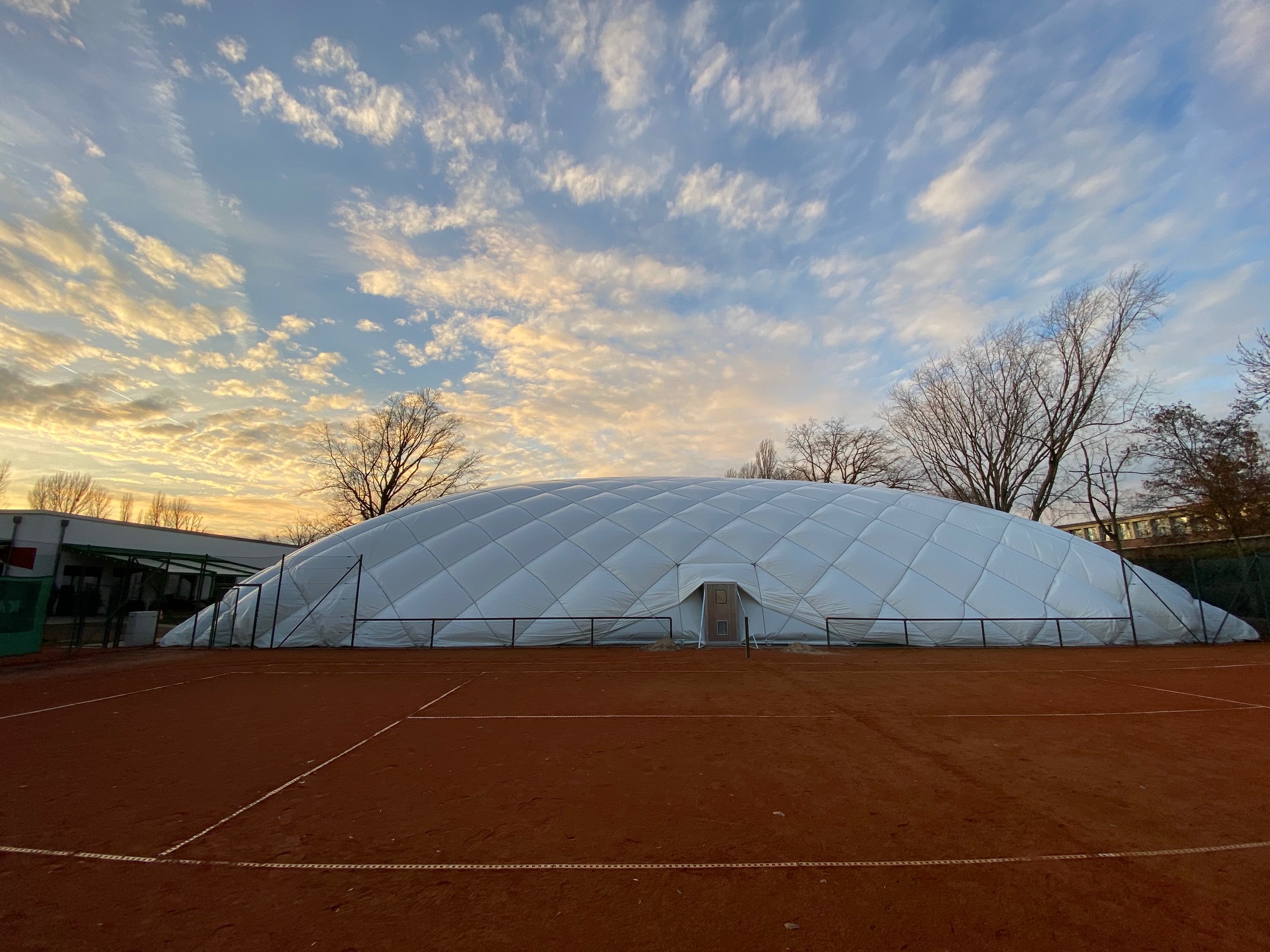 Tolle Februar-Angebote in der Tennis-Traglufthalle